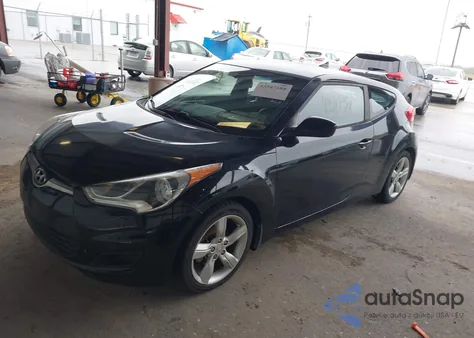 2013 Hyundai Veloster Base W/Black from USA, damaged, VIN KMHTC6AD3DU160506